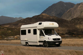 Thumbnail picture gallery of the Budgy Familia 6 Berth Motorhome